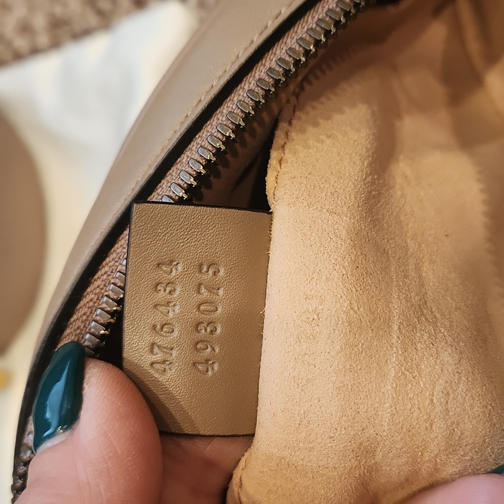 Gucci Belt Bag - Picture 5 of 9